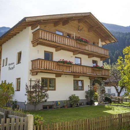 Gaestehaus Hoamatl Майрхофен Экстерьер фото